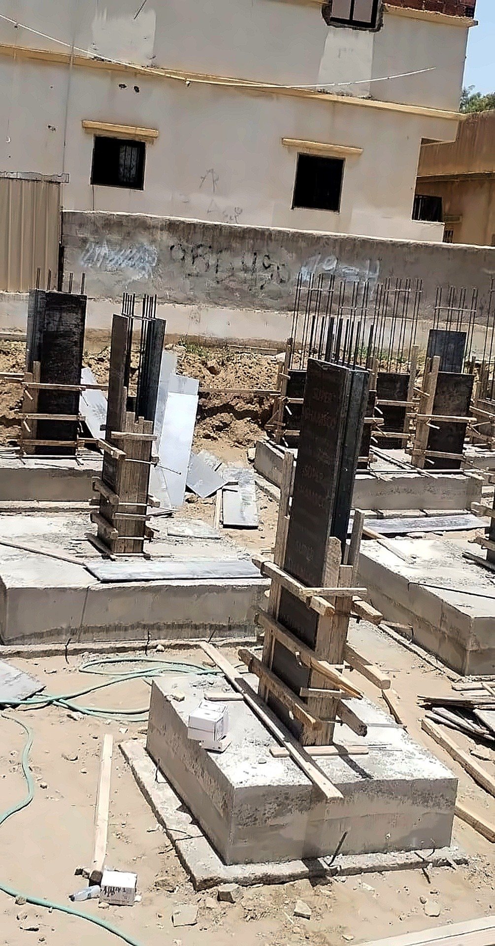 شدة وتسليح أعمدة في الموقع